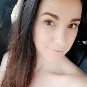 Meet your Posher, Amanda marie